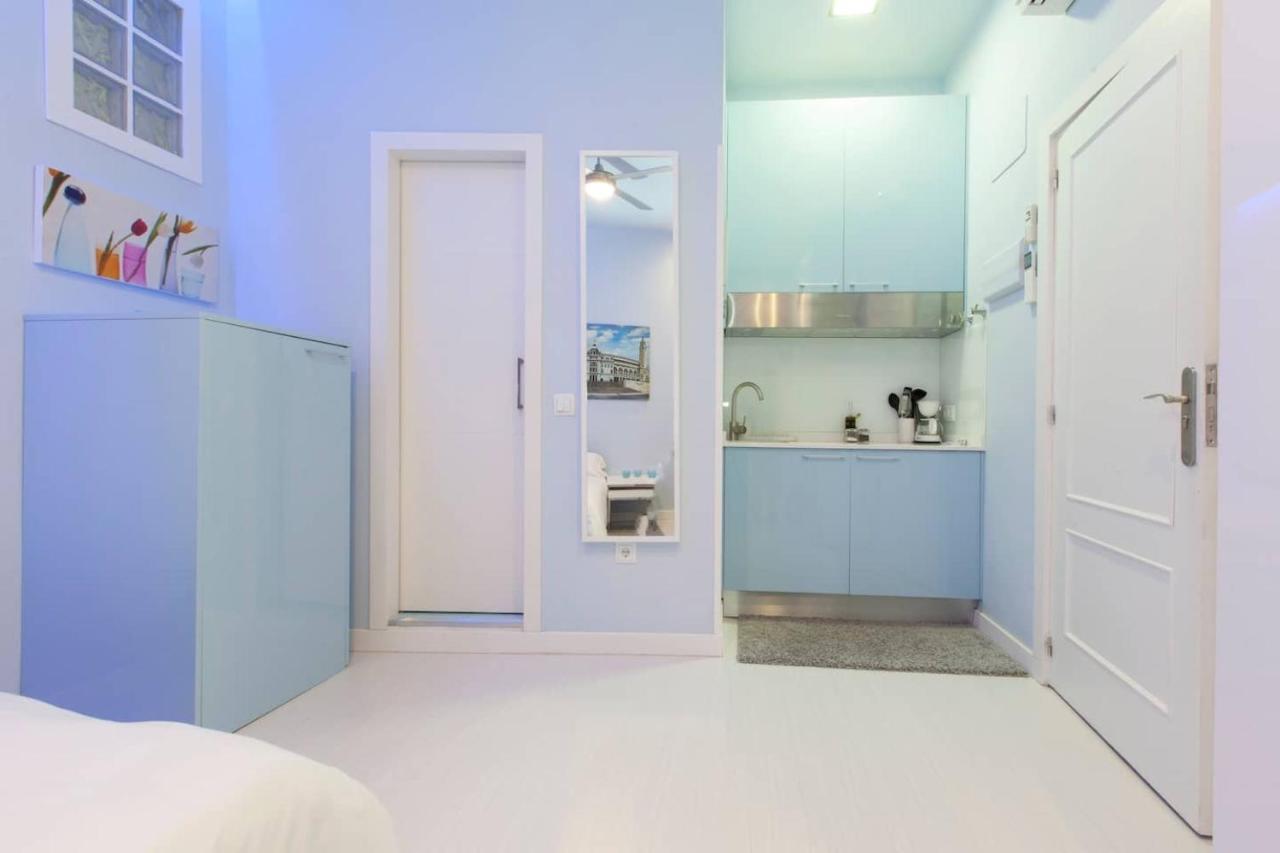Charming Gran Via Luna Apartment Madrid